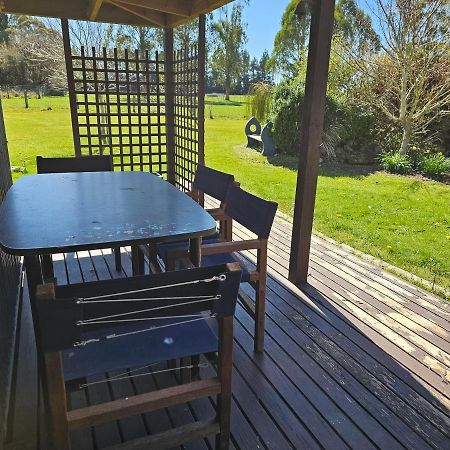 Te Anau Farm Cottage Exterior foto